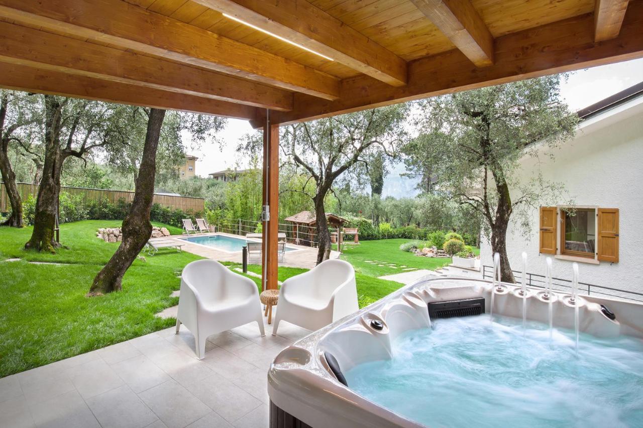 Villa Fani-Wellness & Relax มัลเชซิเน ภายนอก รูปภาพ
